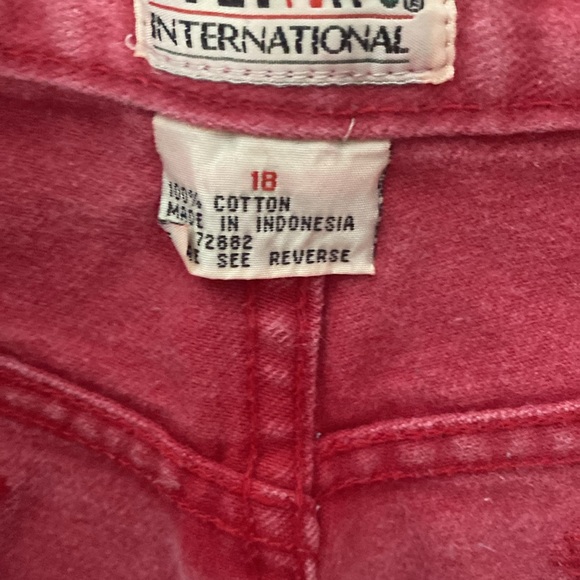 Stefano International Vintage Red Wash Straight Leg Jeans Women's Size 18 - Picture 3 of 9